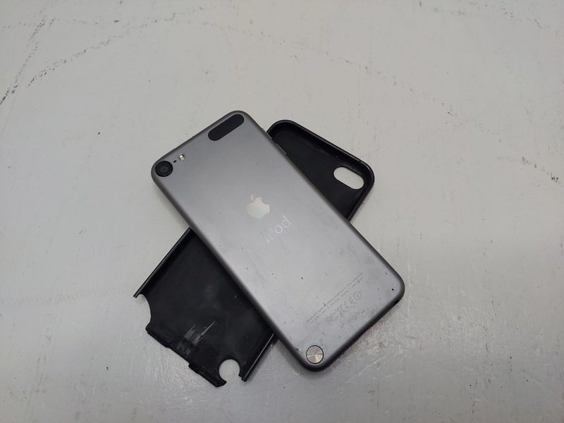 APPLE iPod Touch (5th Generation) Carousel 3