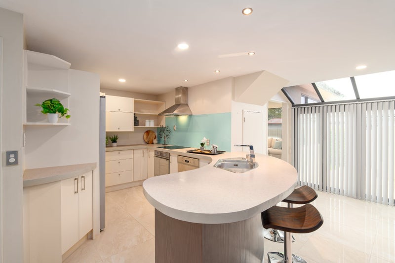 Aussie Said Oi, Our Owners Answered64428005225217114