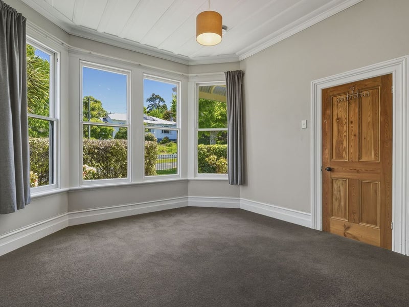 Vacant Possession In Glenross64428314410370114