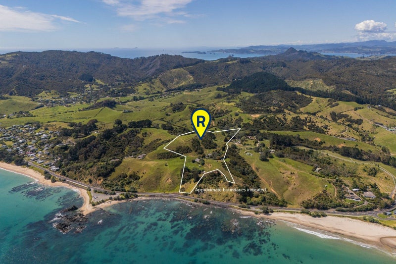 Coastal Paradise64429014682371110