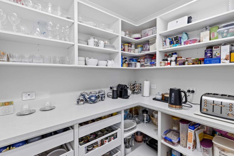 Private, peaceful home in prime location64428515535875113