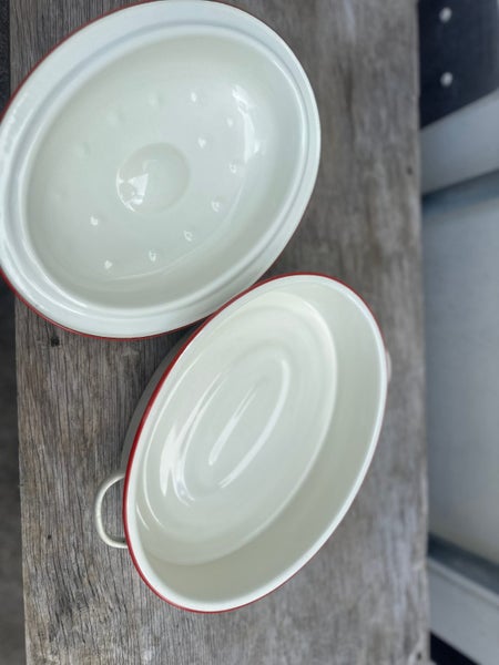 Classic Enamel Roasting Pan Carousel 2