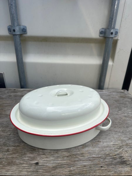 Classic Enamel Roasting Pan Carousel 5