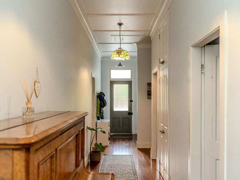 CHARMING CHARACTER VILLA IN PRIME LOCATION64428921139842111