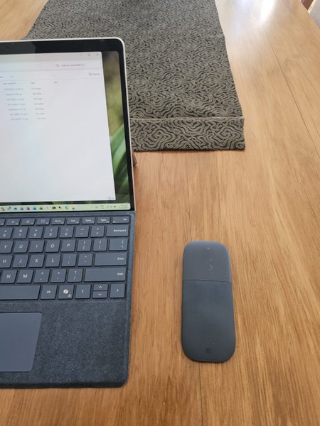 Microsoft Surface Pro 11 + Keyboard, 1 TB SSD, 16GB RAM, OLED display64428947964802111