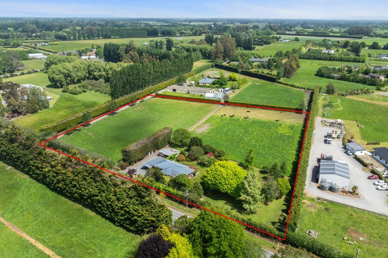 Entry to Clarkville - 2 hectares64429014735745112