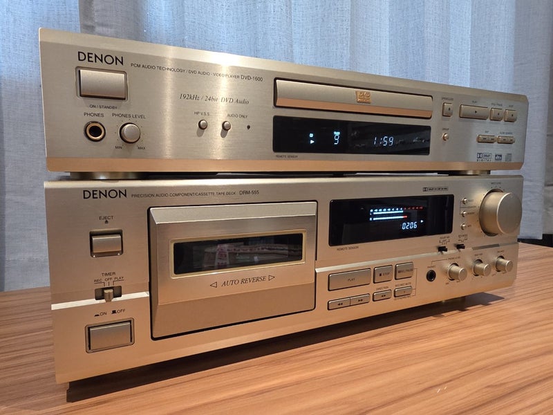 Denon DRM-555 & DVD-1600 Carousel 1