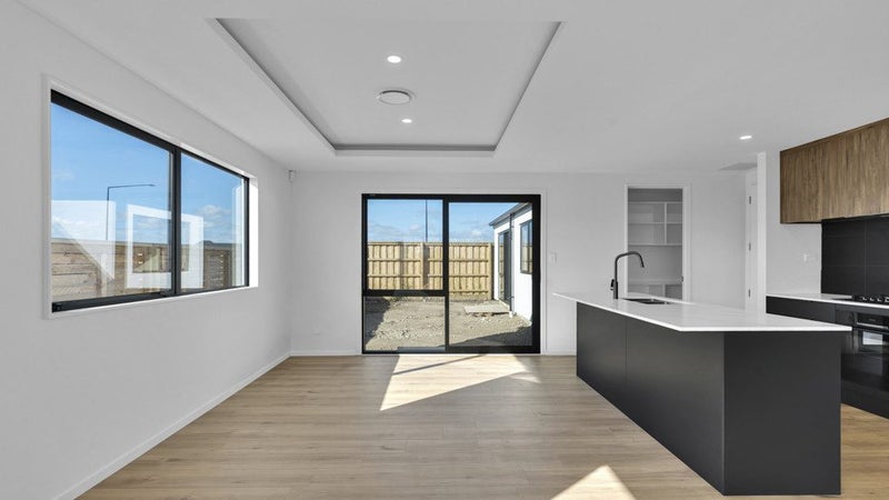 Brand New, Stylish & Modern - Ready to move in!64429322922243114