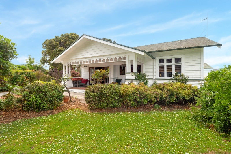 A little country calm, just minutes from town64429821663106113