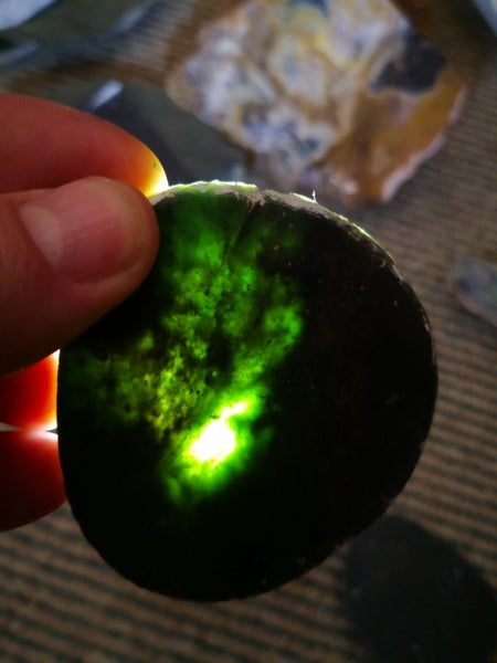 $1 reserve Greenstone Pounamu carving slab quality piece Carousel 1