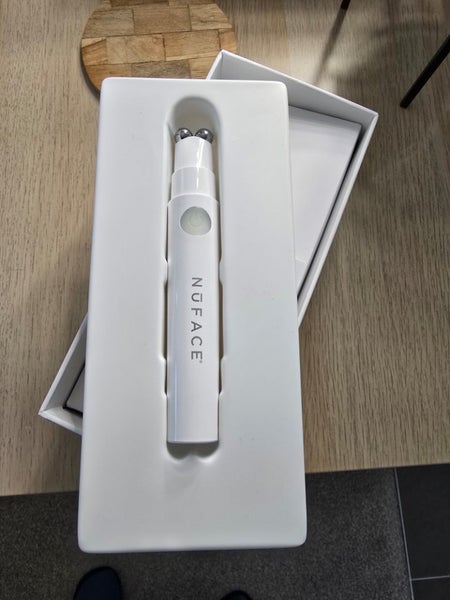 Nuface Fix -Facial Micro current Carousel 2