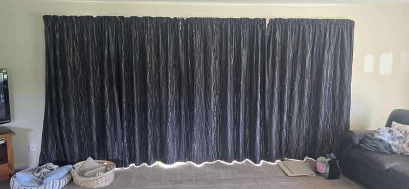 Curtains64430360326530112