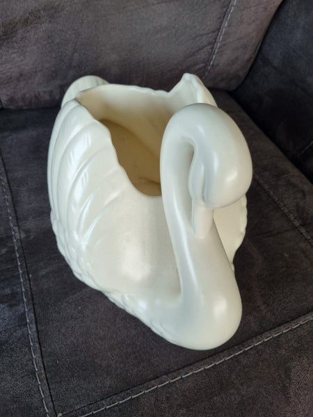 Large Crown Lynn Swan 170 Carousel 2