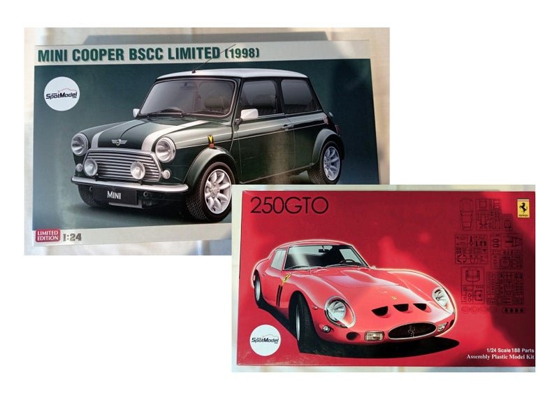 Two Classic 1/24 Scale Models +extras64529354965889110