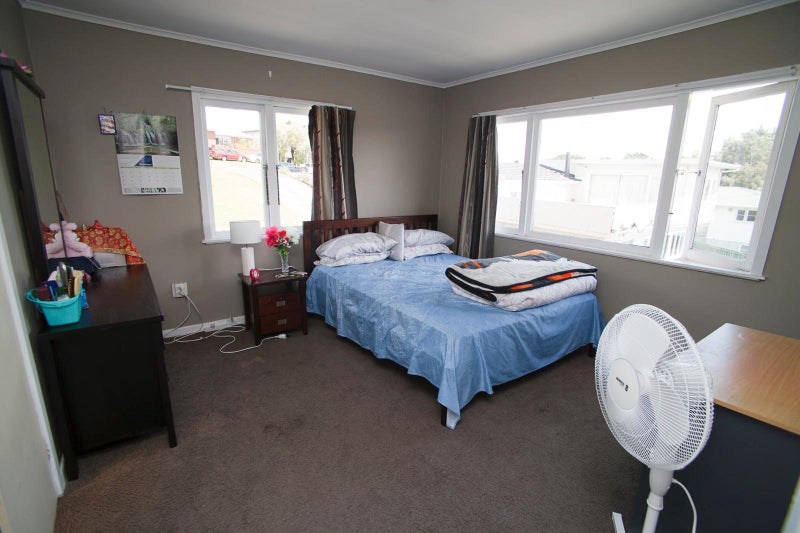 Hillsborough, 2 bedrooms64615811079938112