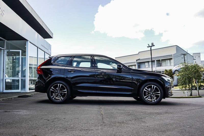2020 Volvo XC60 T5 AWD Momentum 2.0 Petrol 4x464591326928259112