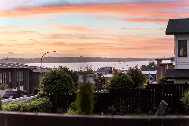 Designed for Living, Crafted for Connection64436432564353114