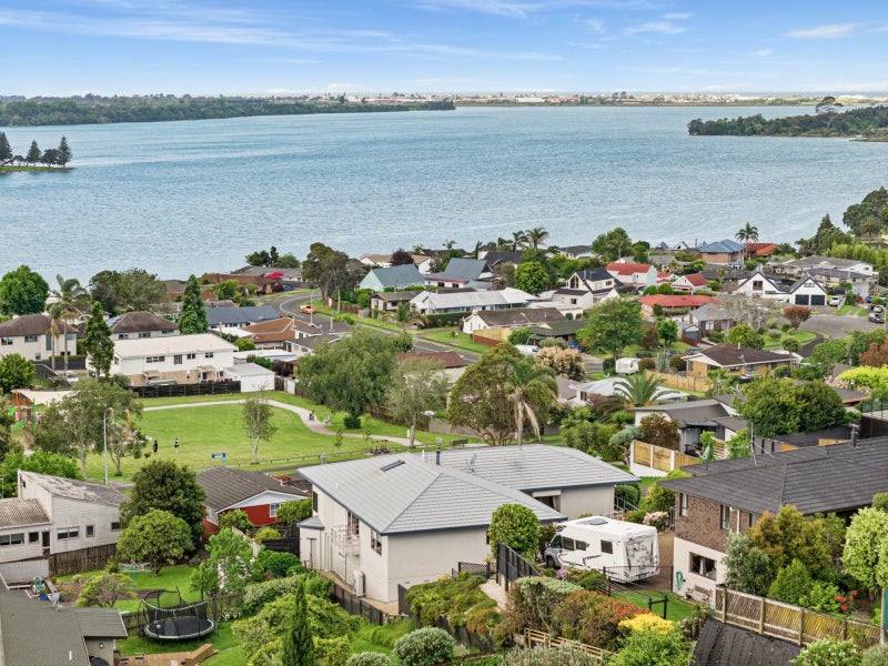 Bigger than Texas with views for Africa64436540178947112