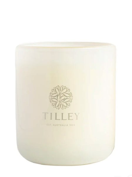Tilley 375gr Classic White Scented Candle: Suede Tobacco & Amber Carousel 3