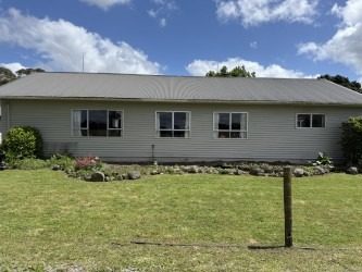 Titoki, 4 bedrooms64437159012739113