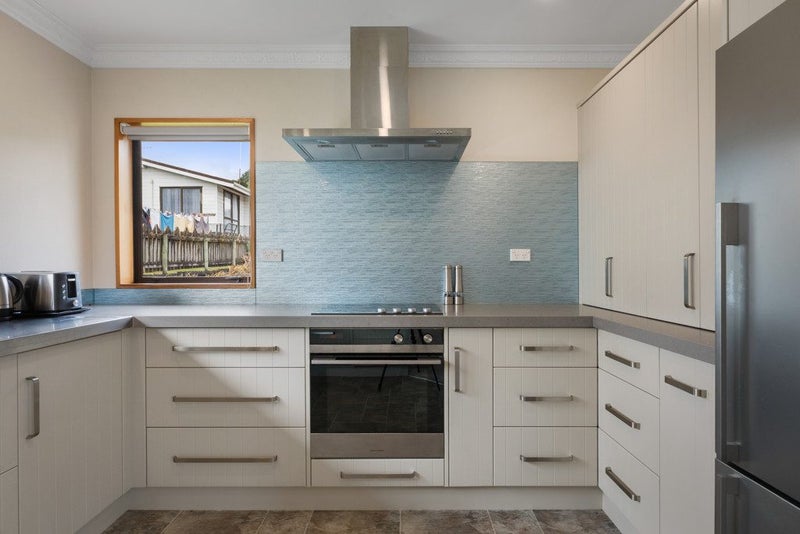 Warm, Welcoming & Move-In Ready64437159117827112