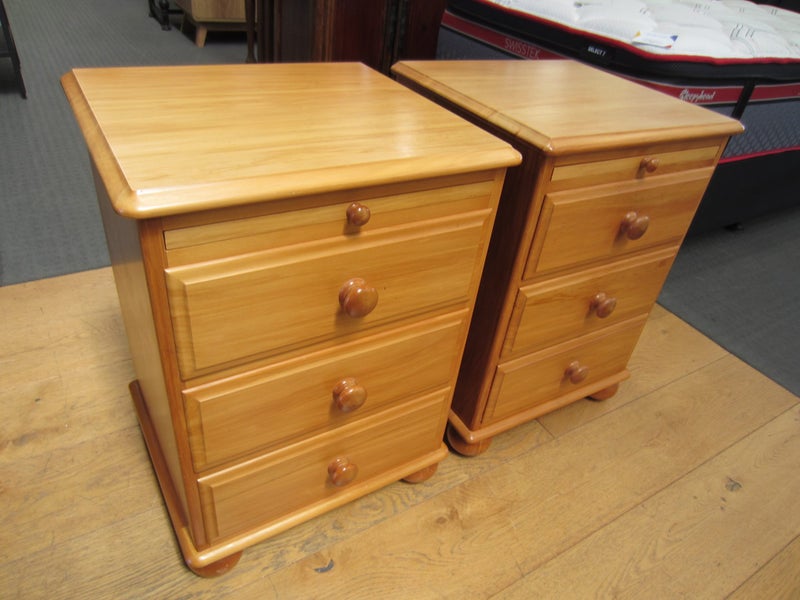 Pair Millbrook 3 Drawer Rimu Bedsides Carousel 1