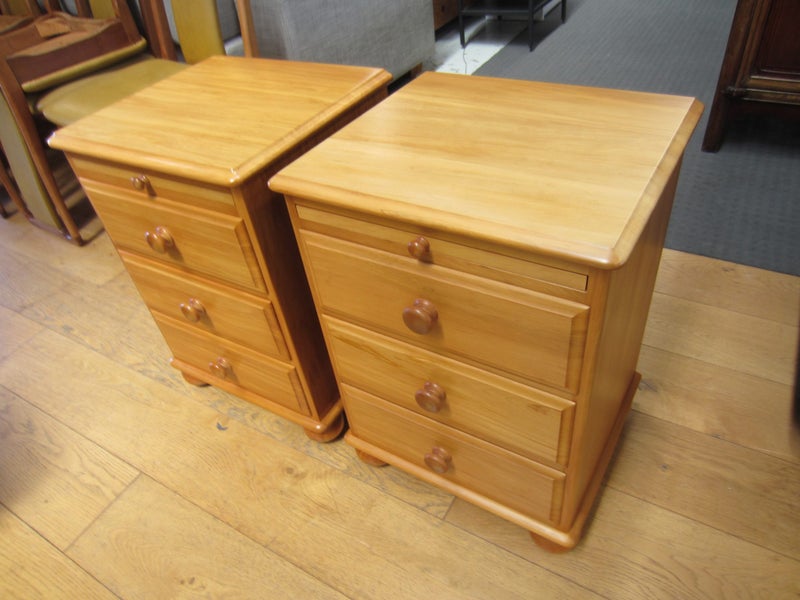 Pair Millbrook 3 Drawer Rimu Bedsides Carousel 2