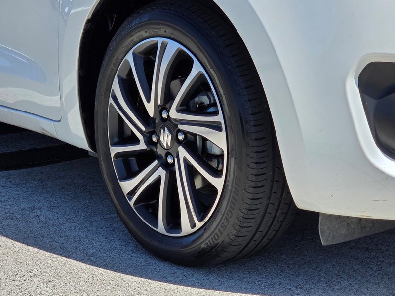 2024 Suzuki Swift RS64592725216897111