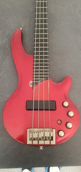 Cort curbow 4 string bass Carousel 4