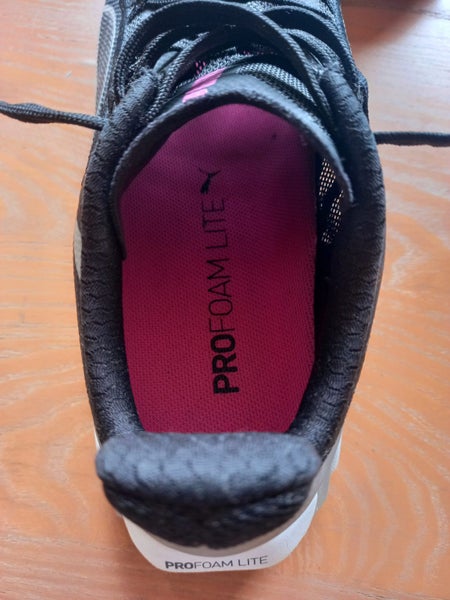Woman's Puma Pro Foam Lite Sneakers / Size US W 664437604106882112