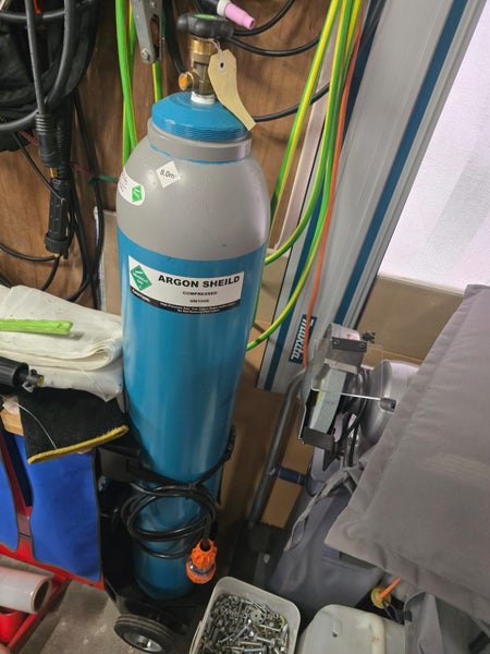 Argon shield gas bottle *full* Carousel 1