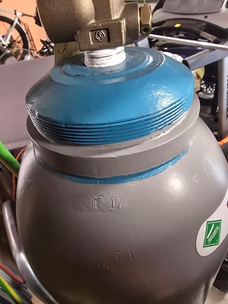 Argon shield gas bottle *full* Carousel 4