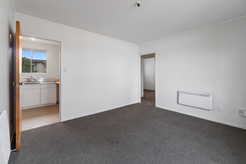Sandringham, 2 bedrooms64447777449986110