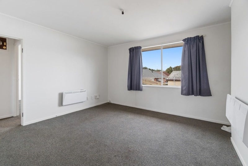 Sandringham, 2 bedrooms64447777449986111