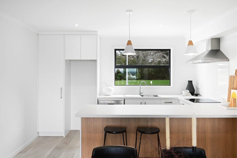 5% Yield in Hamilton City with amazing Views!!!64509355988097114