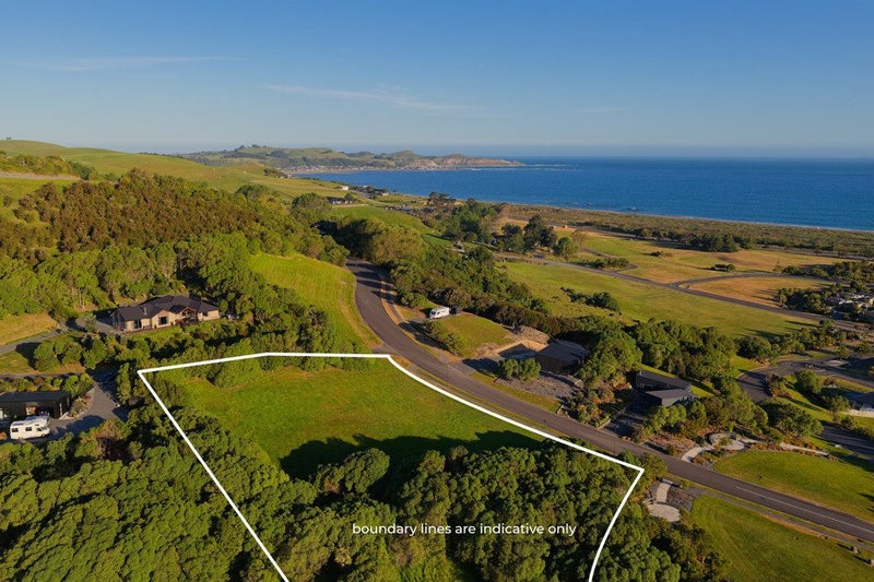 Ocean Views for Miles!64448360260226113