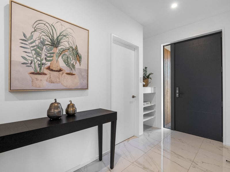 Energy-Efficient, Extra Features & Empty64438101789187112