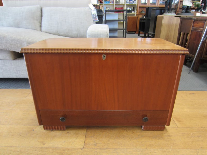 Mid Century Glory Box, Lockable with Key Carousel 2