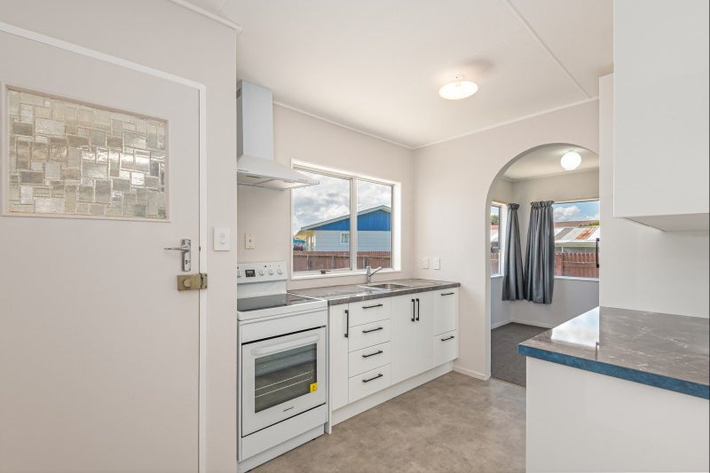 Fresh and modern, superb value for money!64438101773059113