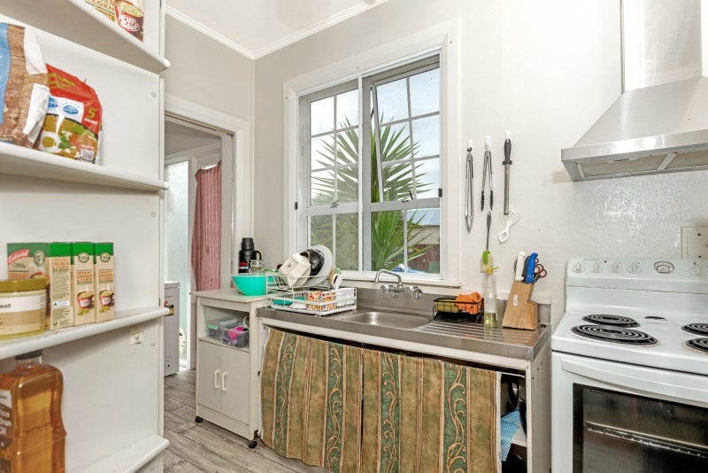 The beach bach64438208898817113