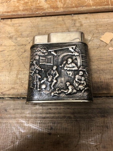 Large Vintage Novelty Table Lighter - $1 RESERVE Carousel 2