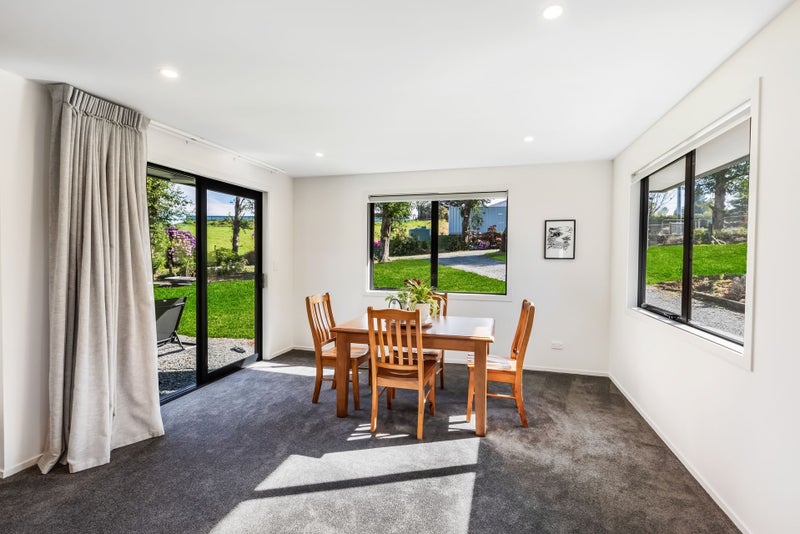 NEAR NEW HOME WITH WIDE OPEN VIEWS64438516975491114