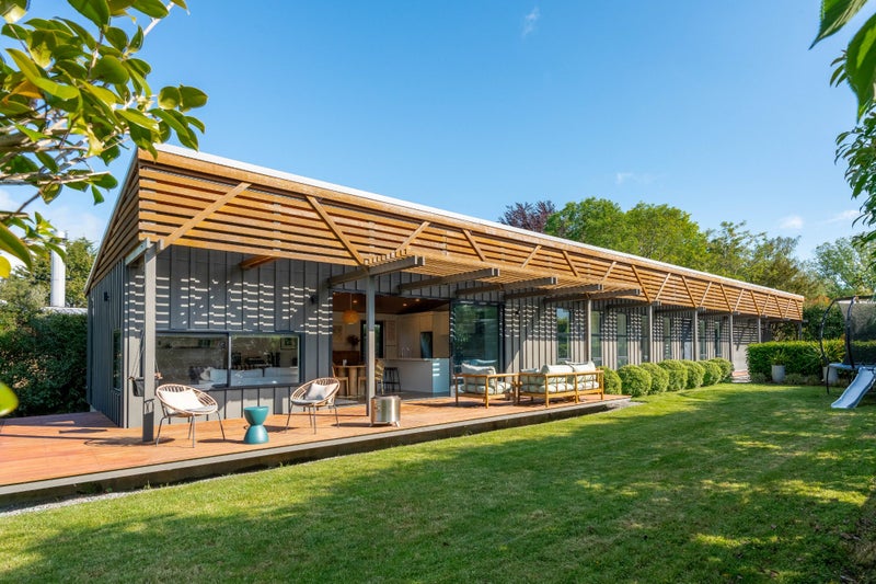 Statement Architecture. Zero Compromise.64438732261761110