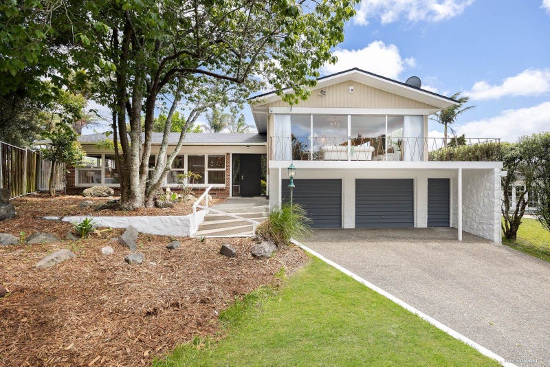 Space, Space and more space- Classic Hillpark!64438732294145110