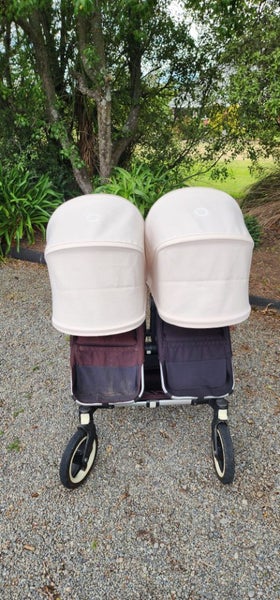 Bugaboo Donkey with extras!451665308460656642