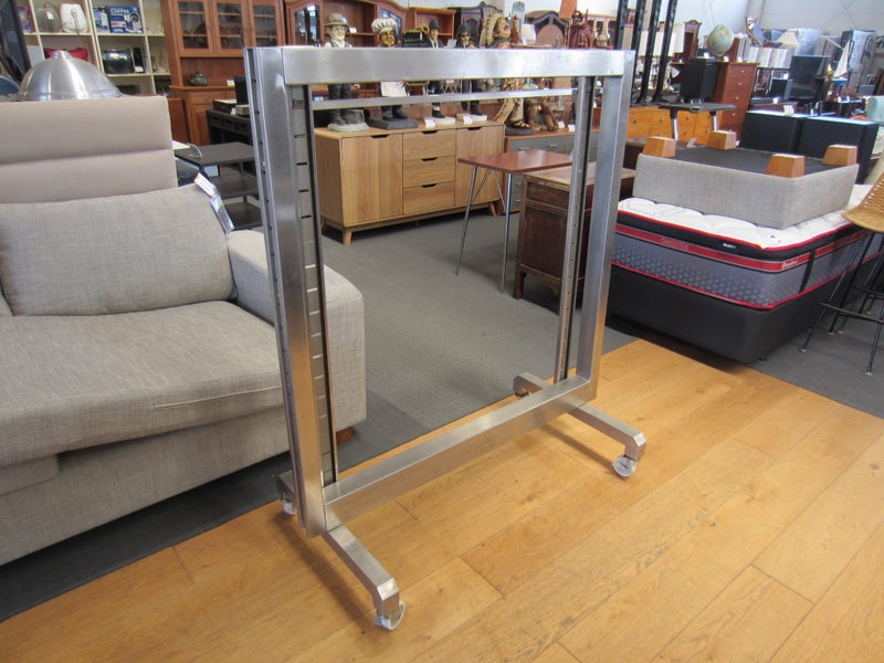 Stainless Steel Garment Rack on Lockable Castors Carousel 9