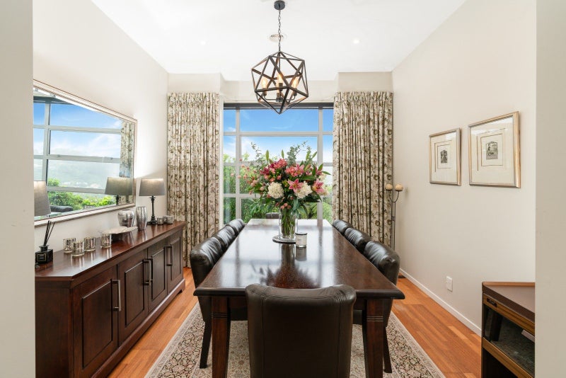 4 BEDROOM STUNNER WITH SUN & VIEWS64439043345155114