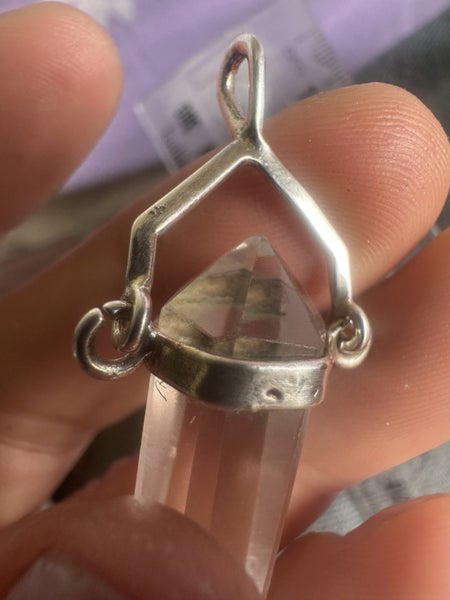 Sterling silver and clear quartz pendant Carousel 6