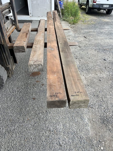 10.2 LM (140 × 90 mm) – 4-Sides Planed Ancient Swamp Kauri Timber Lot64439164454658111