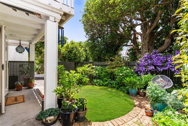 The Little Gem!64439450529795112